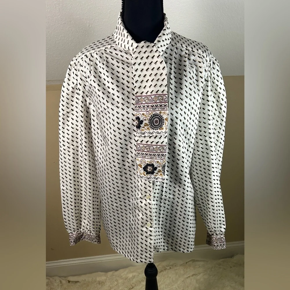 Folio Elegant Silk White Patterned Women's Top size 6 - Picture 3 of 8